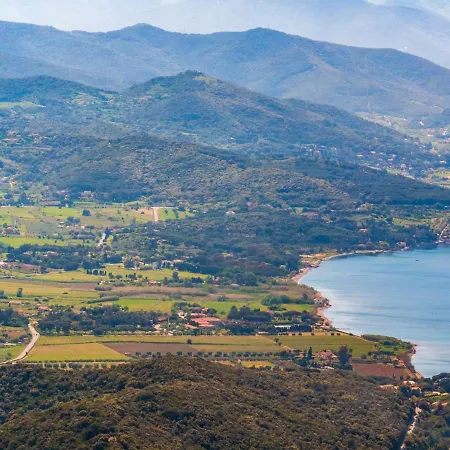 Il Mare E La Quiete Портоферрайо